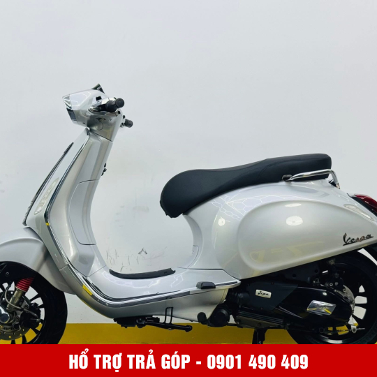 Vespa sprint 50X1-05294
