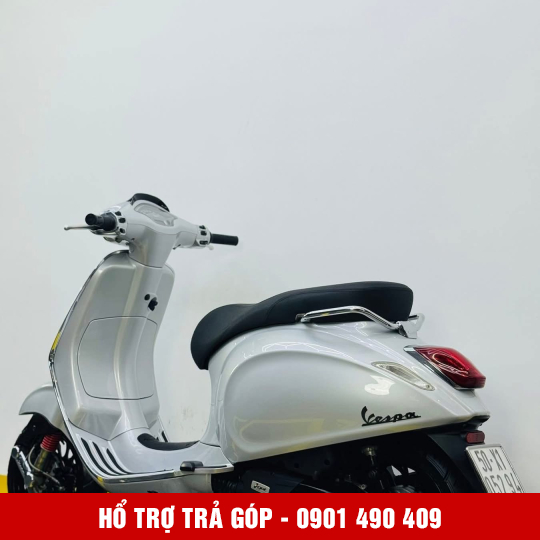 Vespa sprint 50X1-05294